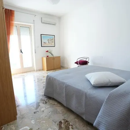 Luva Apartmán